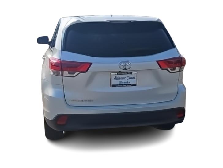 Thumbnail: 2019 Toyota Highlander - 18