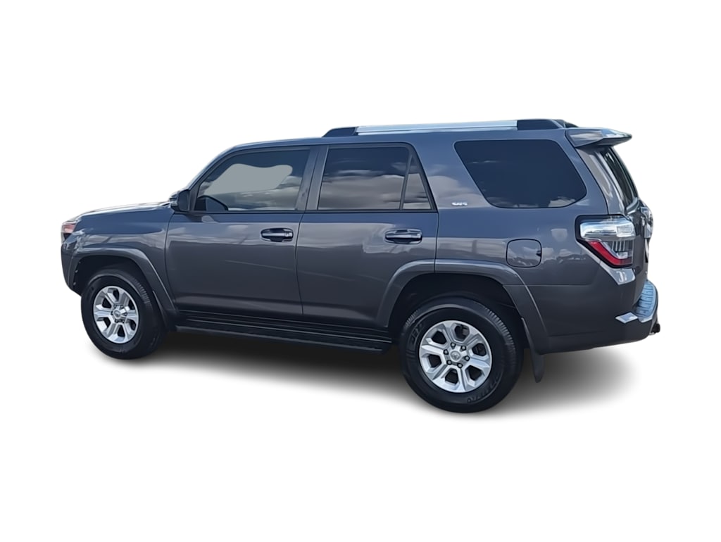 Thumbnail: 2021 Toyota 4Runner - 17