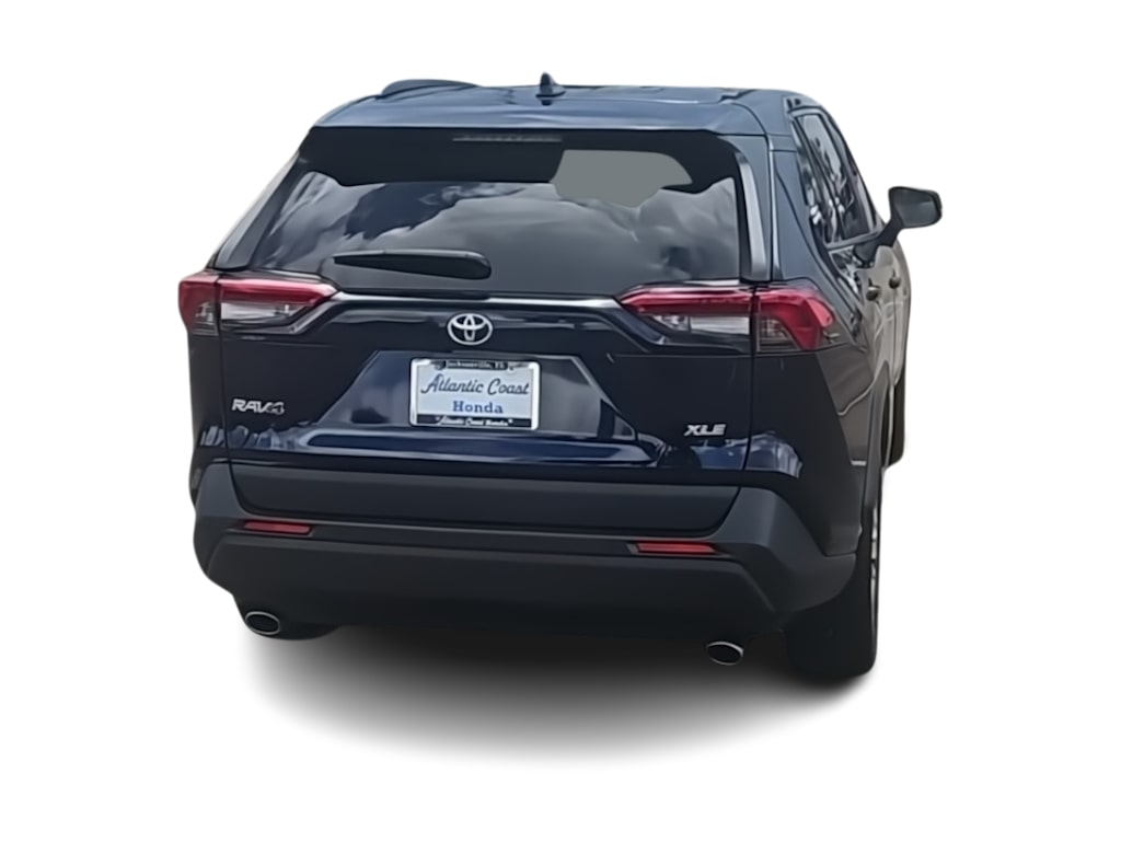 Thumbnail: 2021 Toyota RAV4 - 19