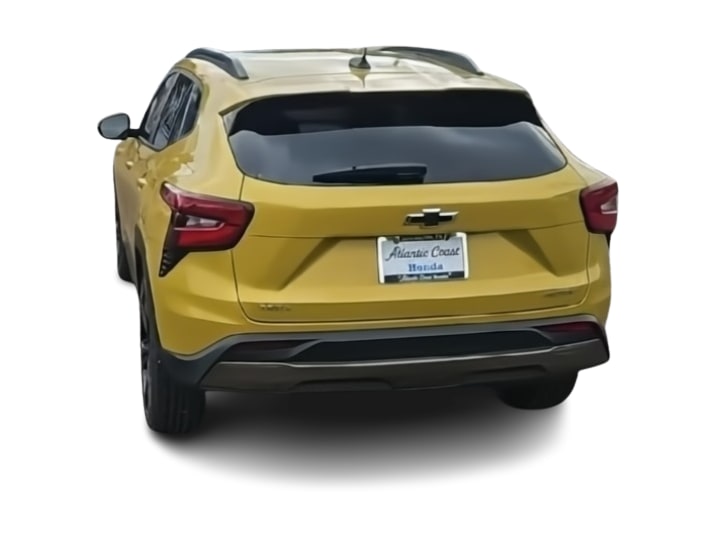 Thumbnail: 2024 Chevrolet Trax - 18