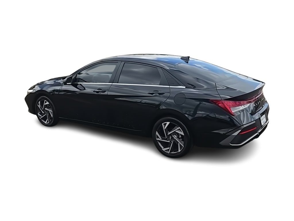 Thumbnail: 2024 Hyundai Elantra - 4