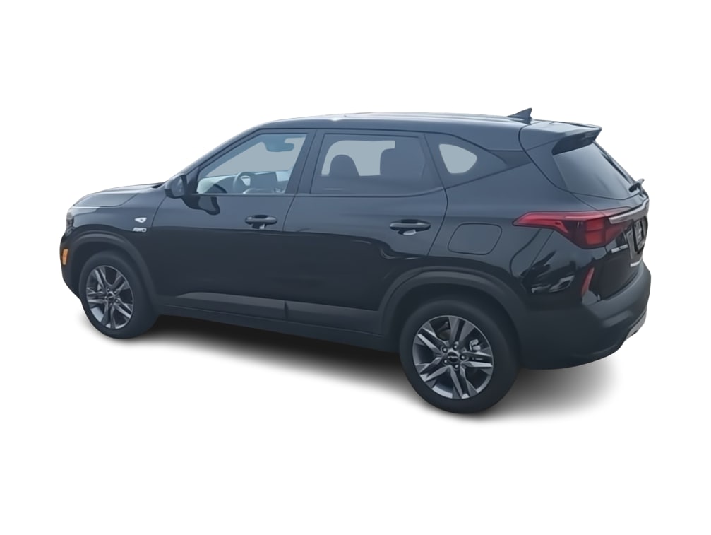 2022 Kia Seltos LX 17