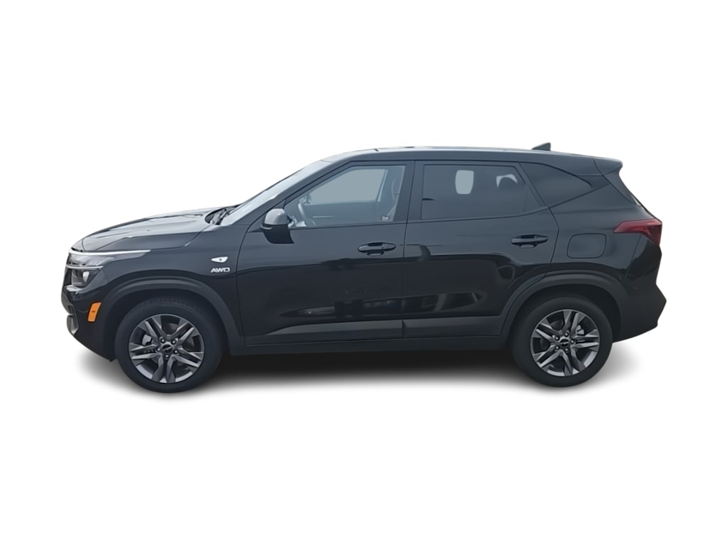 2022 Kia Seltos LX 3