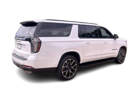 Thumbnail: 2025 Chevrolet Suburban - 21