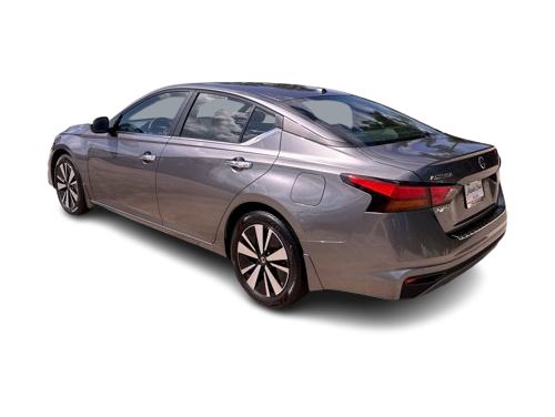 Thumbnail: 2022 Nissan Altima - 4