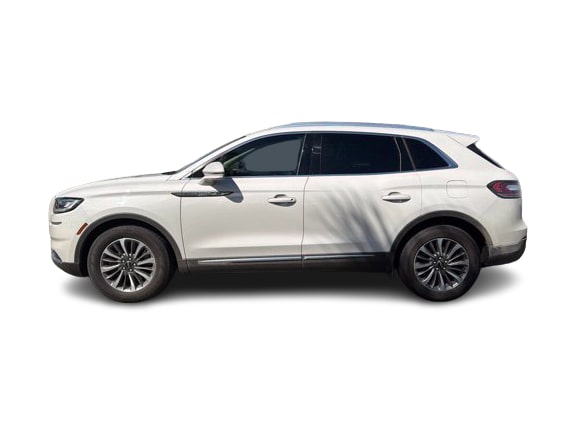 Thumbnail: 2021 Lincoln Nautilus - 3