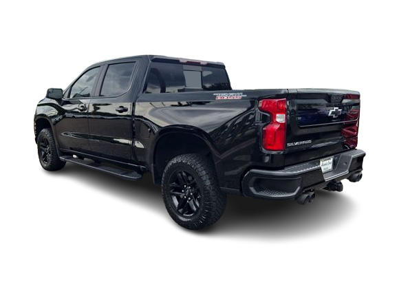 Thumbnail: 2021 Chevrolet Silverado 1500 - 4
