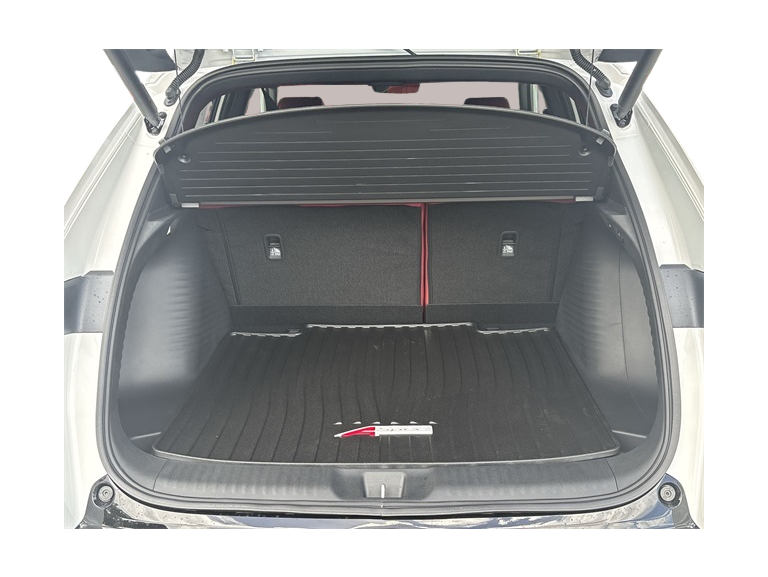 Thumbnail: 2025 Acura ADX - 19