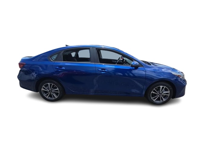Thumbnail: 2023 Kia Forte - 22