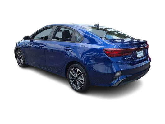 Thumbnail: 2023 Kia Forte - 4