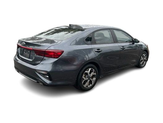 Thumbnail: 2020 Kia Forte - 17