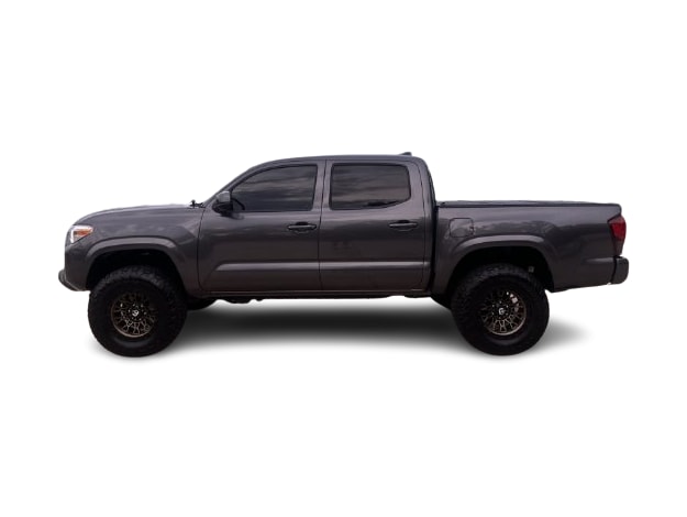 Thumbnail: 2022 Toyota Tacoma - 22