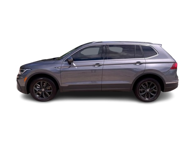 Thumbnail: 2024 Volkswagen Tiguan - 3