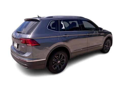 Thumbnail: 2024 Volkswagen Tiguan - 21