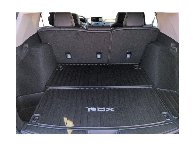 Thumbnail: 2025 Acura RDX - 18