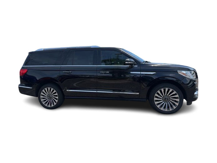Thumbnail: 2020 Lincoln Navigator L - 19