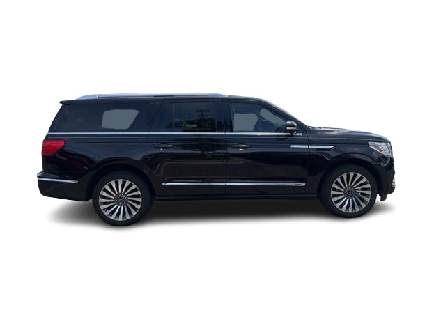 Thumbnail: 2020 Lincoln Navigator L - 20