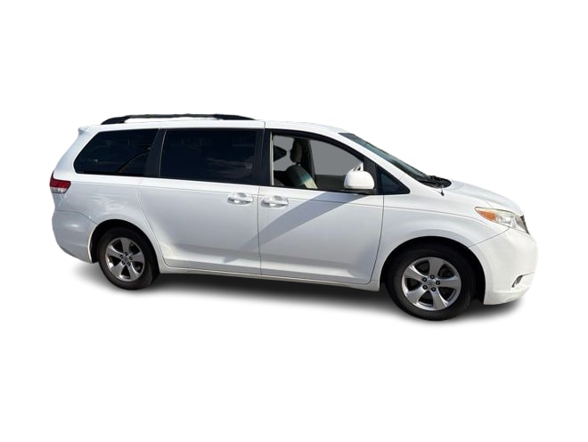 Thumbnail: 2012 Toyota Sienna - 13