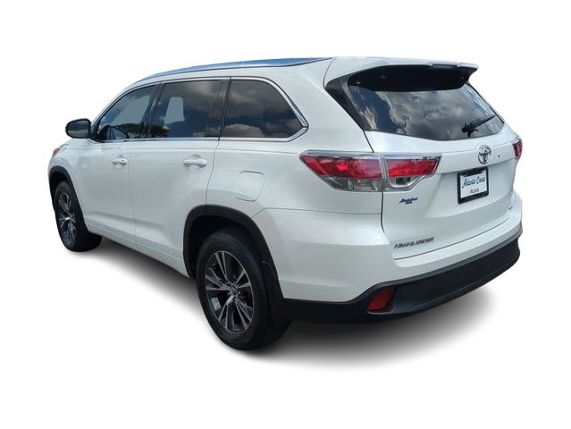 Thumbnail: 2016 Toyota Highlander - 4