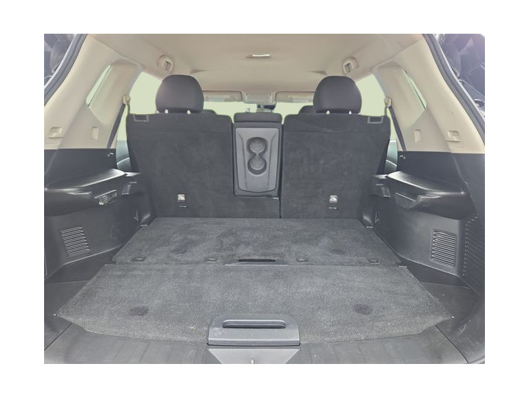 Thumbnail: 2019 Nissan Rogue - 17