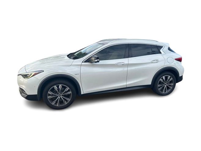 Thumbnail: 2018 INFINITI QX30 - 19