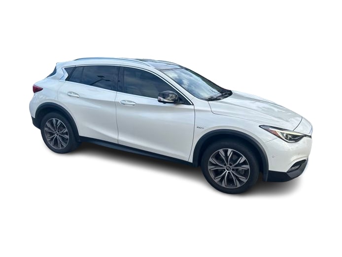 Thumbnail: 2018 INFINITI QX30 - 15