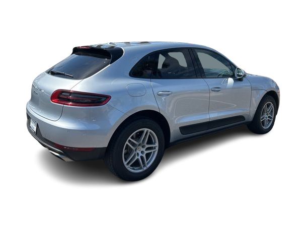 Thumbnail: 2017 Porsche Macan - 14