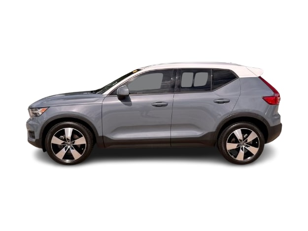Thumbnail: 2020 Volvo XC40 - 3