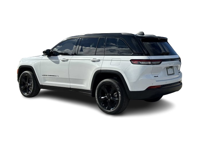 Thumbnail: 2023 Jeep Grand Cherokee - 4