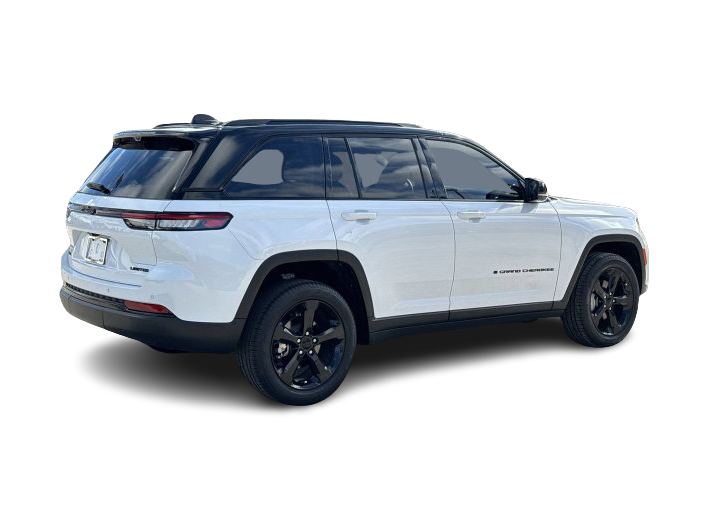 Thumbnail: 2023 Jeep Grand Cherokee - 17