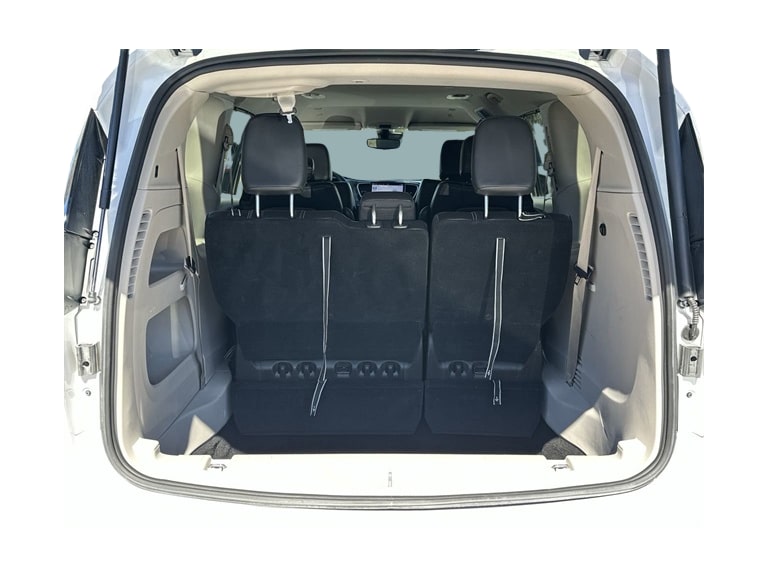 Thumbnail: 2024 Chrysler Pacifica - 16