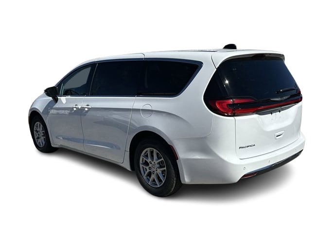 Thumbnail: 2024 Chrysler Pacifica - 4