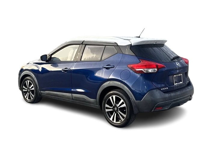 Thumbnail: 2019 Nissan Kicks - 4