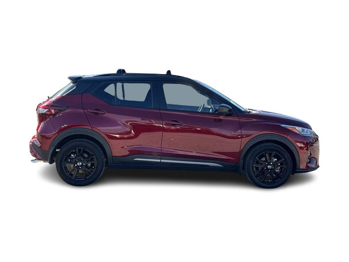 Thumbnail: 2021 Nissan Kicks - 21
