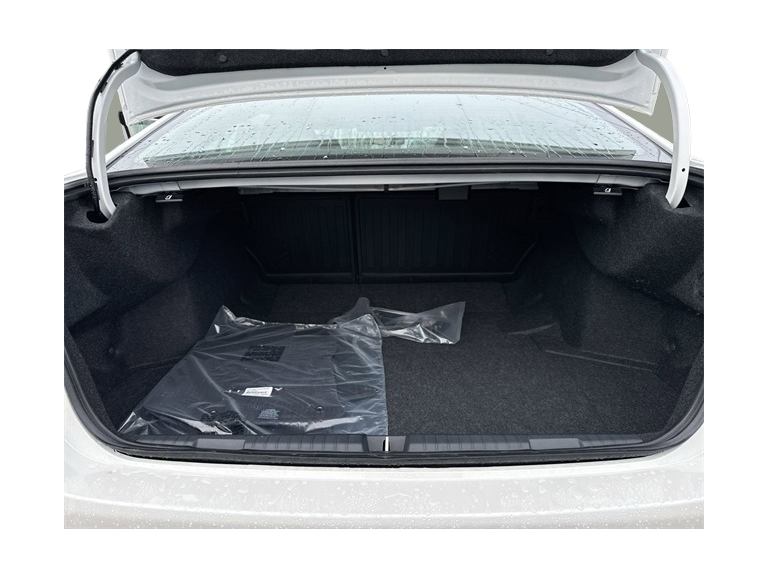 Thumbnail: 2025 Subaru Legacy - 18