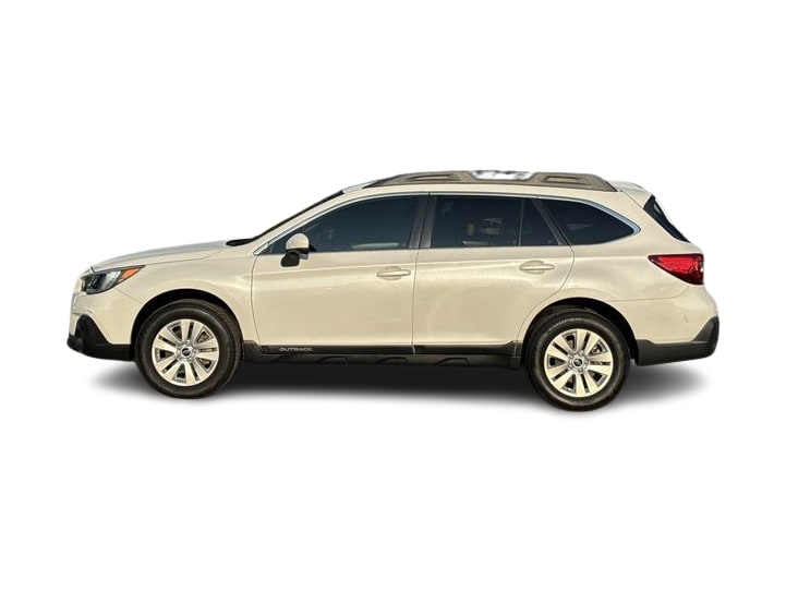 Thumbnail: 2018 Subaru Outback - 3