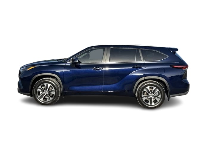 Thumbnail: 2026 Toyota Highlander - 3