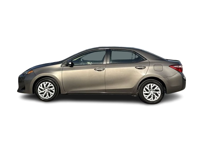 Thumbnail: 2018 Toyota Corolla - 3
