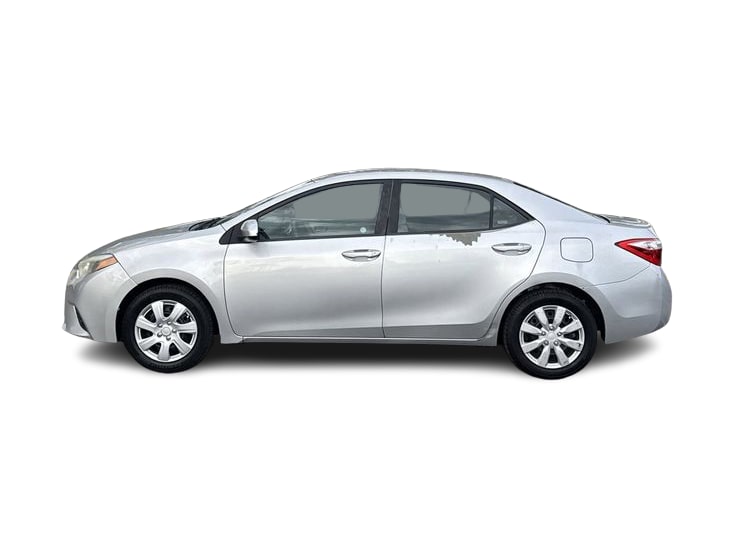 Thumbnail: 2015 Toyota Corolla - 3