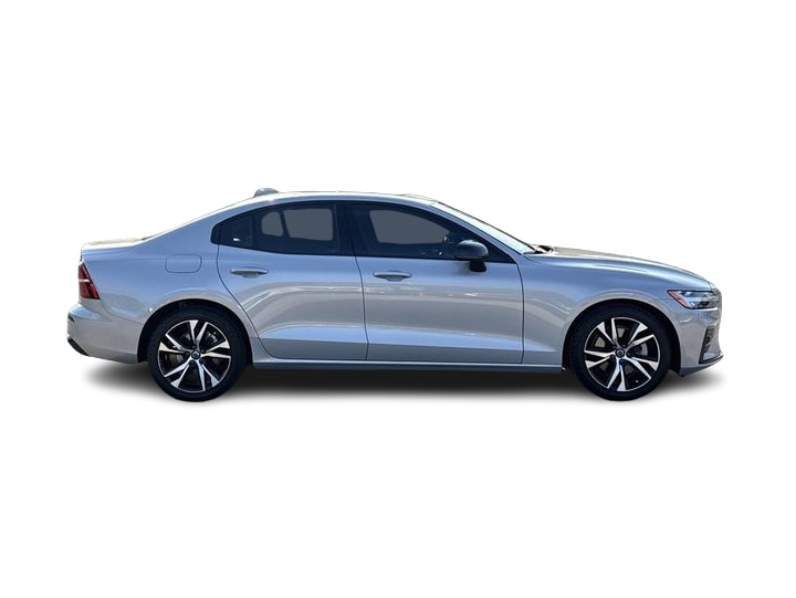 Thumbnail: 2024 Volvo S60 - 18