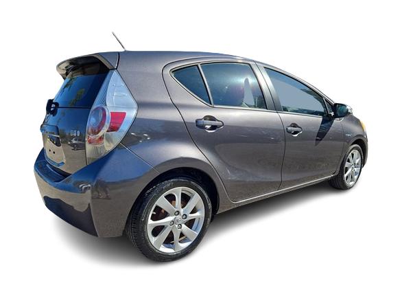 Thumbnail: 2012 Toyota Prius c - 18