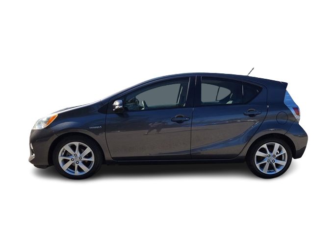 Thumbnail: 2012 Toyota Prius c - 3
