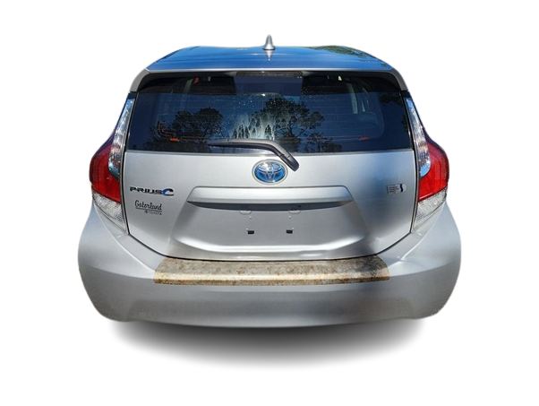 Thumbnail: 2016 Toyota Prius c - 5