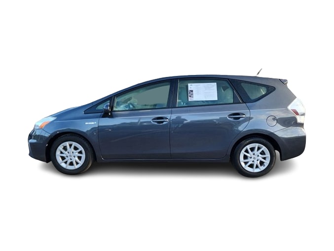 Thumbnail: 2012 Toyota Prius v - 3