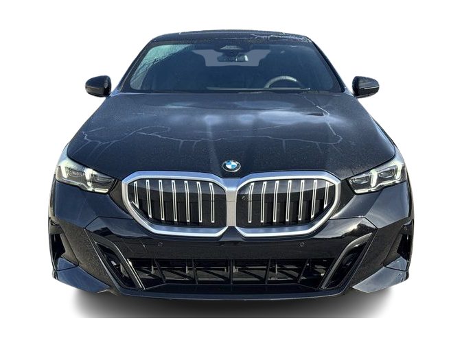 Thumbnail: 2026 BMW 5 Series - 6
