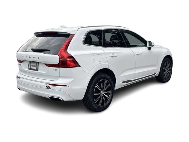 Thumbnail: 2021 Volvo XC60 - 20