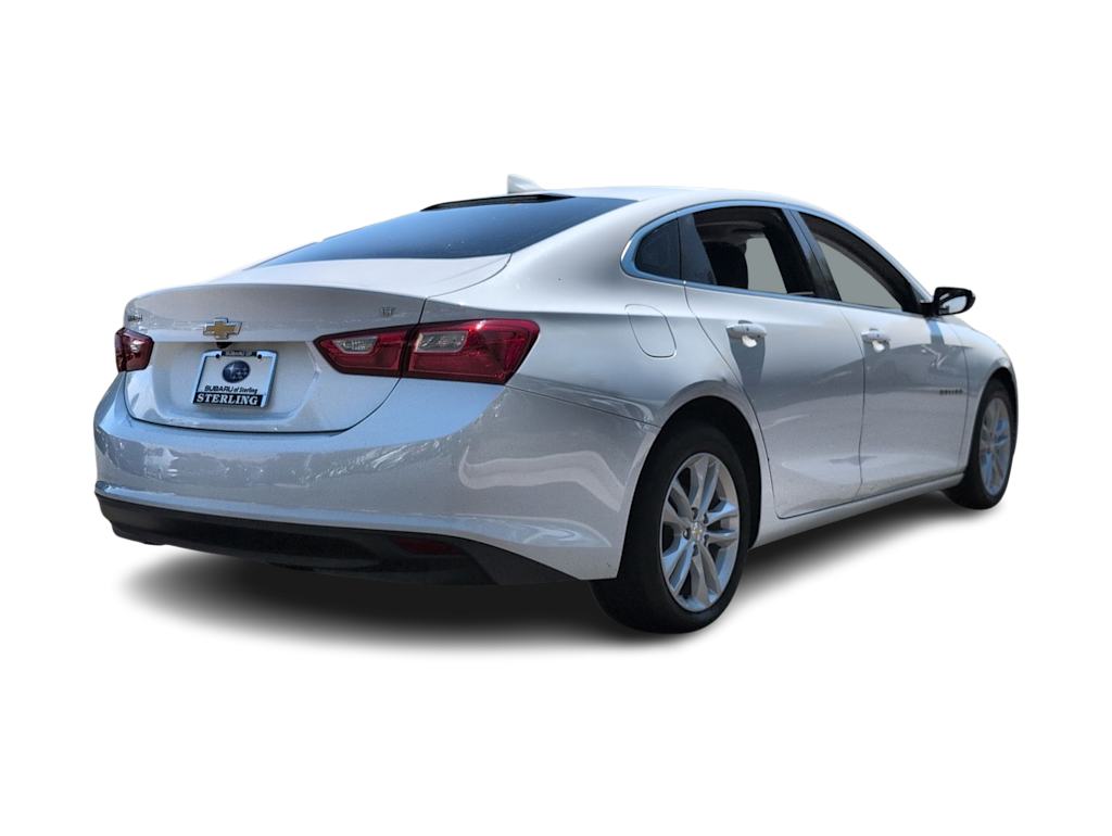 Thumbnail: 2016 Chevrolet Malibu - 22