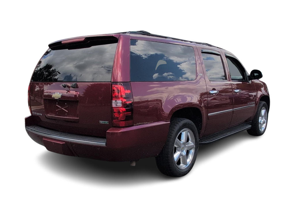 Thumbnail: 2011 Chevrolet Suburban - 21