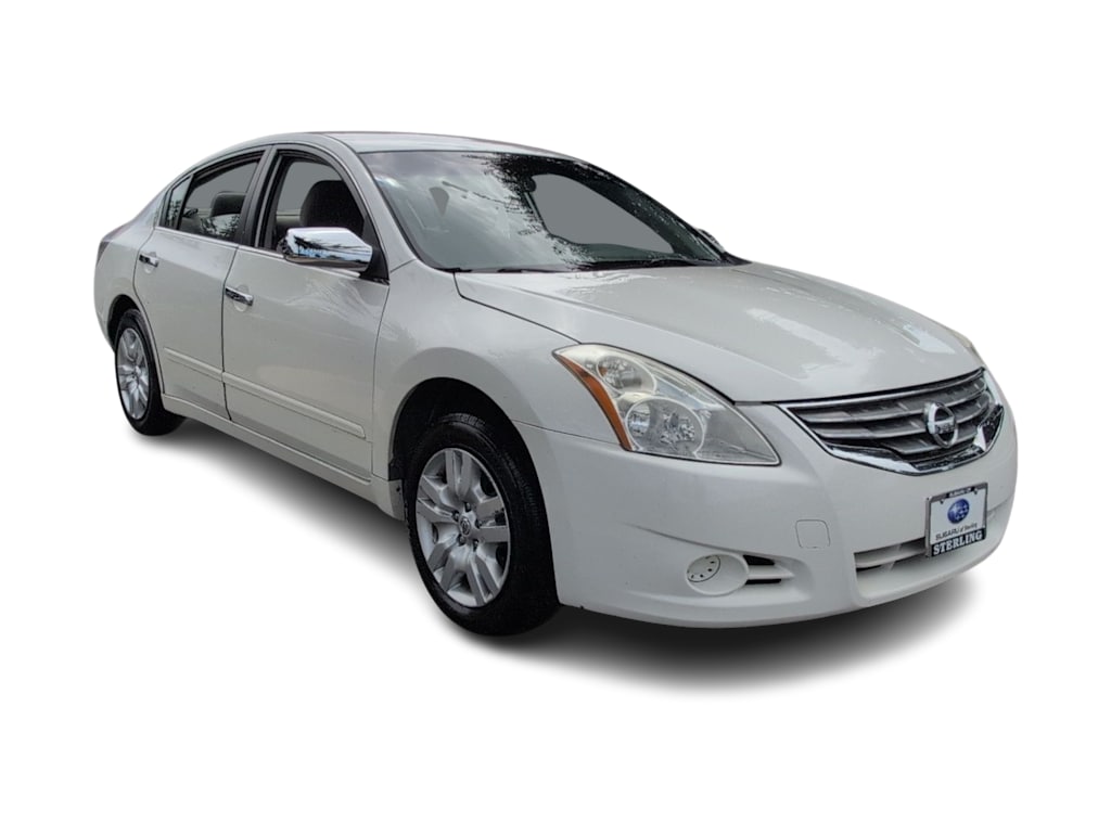 Thumbnail: 2012 Nissan Altima - 18