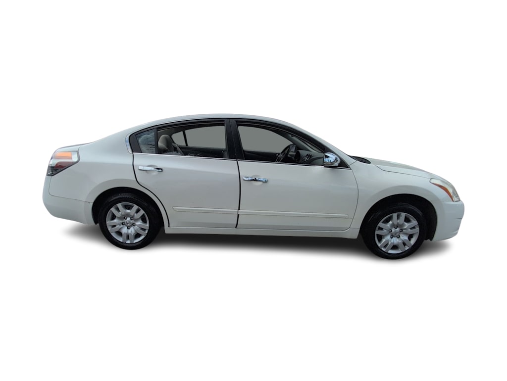 Thumbnail: 2012 Nissan Altima - 21